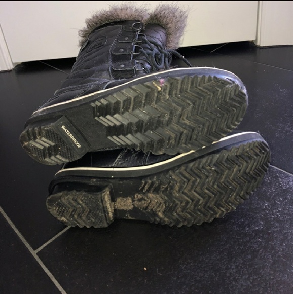 Sorel waterproof fur winter boots - Picture 4 of 4